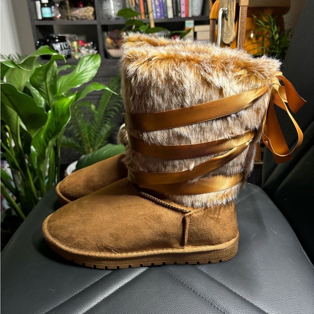 Y2K Fur Boots Bow On Back Mid Length